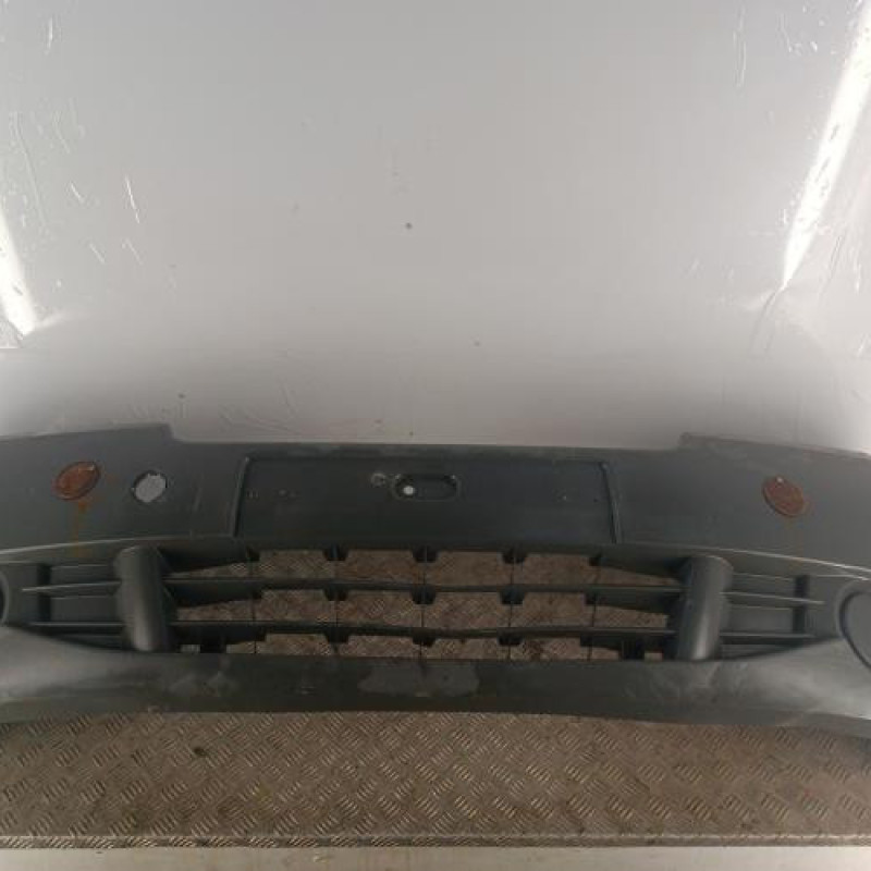 Pare choc avant RENAULT TRAFIC 2