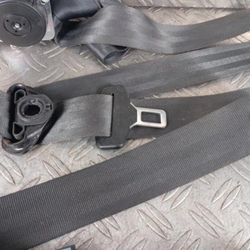Ceinture avant gauche OPEL CORSA E