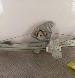 Leve vitre electrique avant droit DACIA DUSTER 1