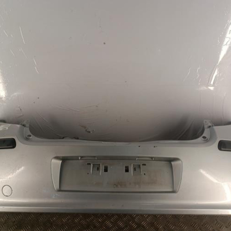 Pare choc arriere RENAULT CLIO 3