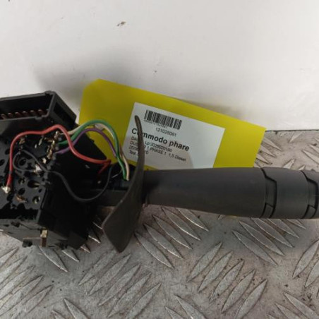 Commodo phare DACIA DUSTER 1