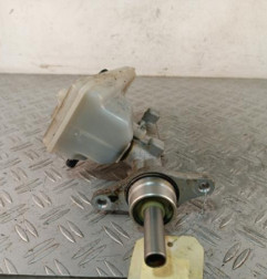 Maitre cylindre (freinage) RENAULT TRAFIC 2