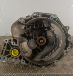 Boite de vitesses OPEL CORSA E Photo n°1