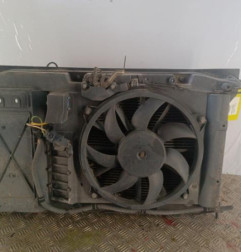 Face avant PEUGEOT 308 1 Photo n°1