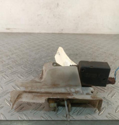 Serrure avant droit PEUGEOT 106