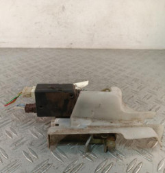 Serrure avant gauche PEUGEOT 106