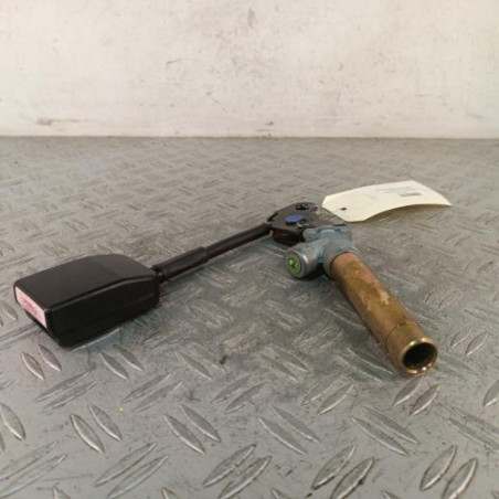 Attache ceinture avant droit PEUGEOT 306