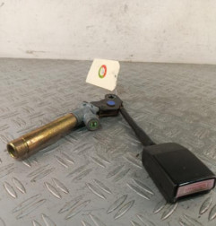 Attache ceinture avant gauche PEUGEOT 306 Photo n°1