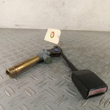 Attache ceinture avant gauche PEUGEOT 306 Photo n°1