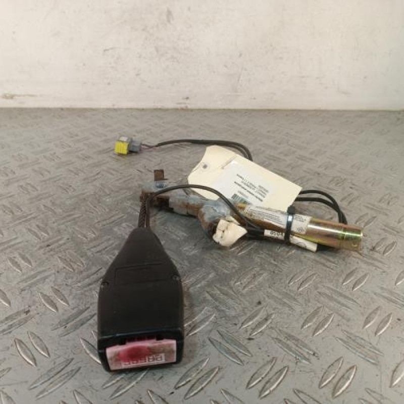 Attache ceinture avant gauche RENAULT TWINGO 1