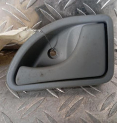 Poignee interieur avant droit RENAULT TWINGO 1 Photo n°1