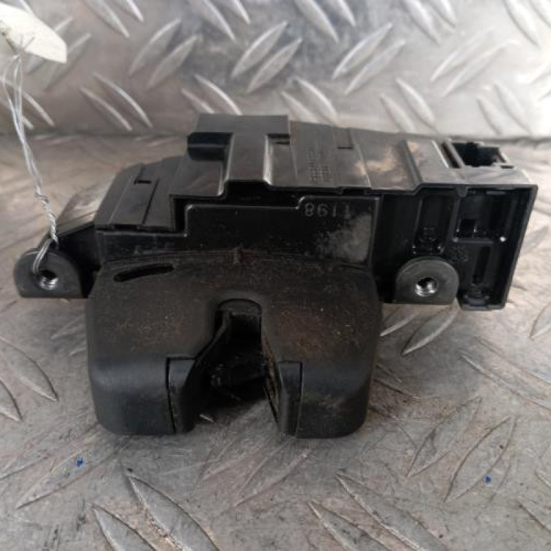 Serrure de hayon PEUGEOT 308 1 SW Serrure de hayon PEUGEOT 308 1 SW