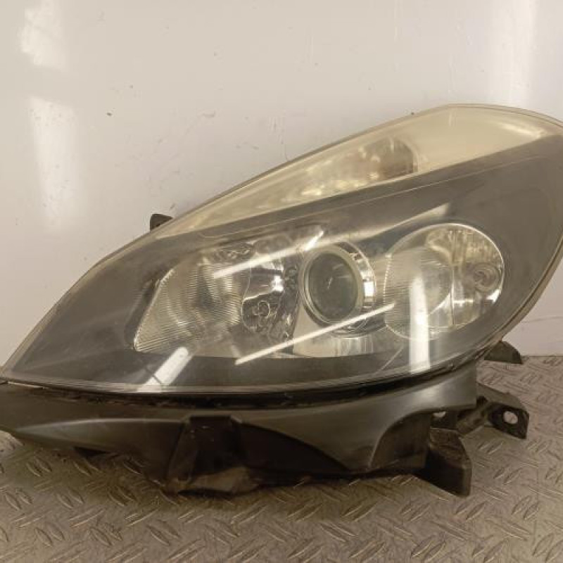 Optique avant principal gauche (feux)(phare) RENAULT CLIO 3