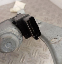 Leve vitre electrique avant gauche RENAULT CLIO 3 Photo n°3