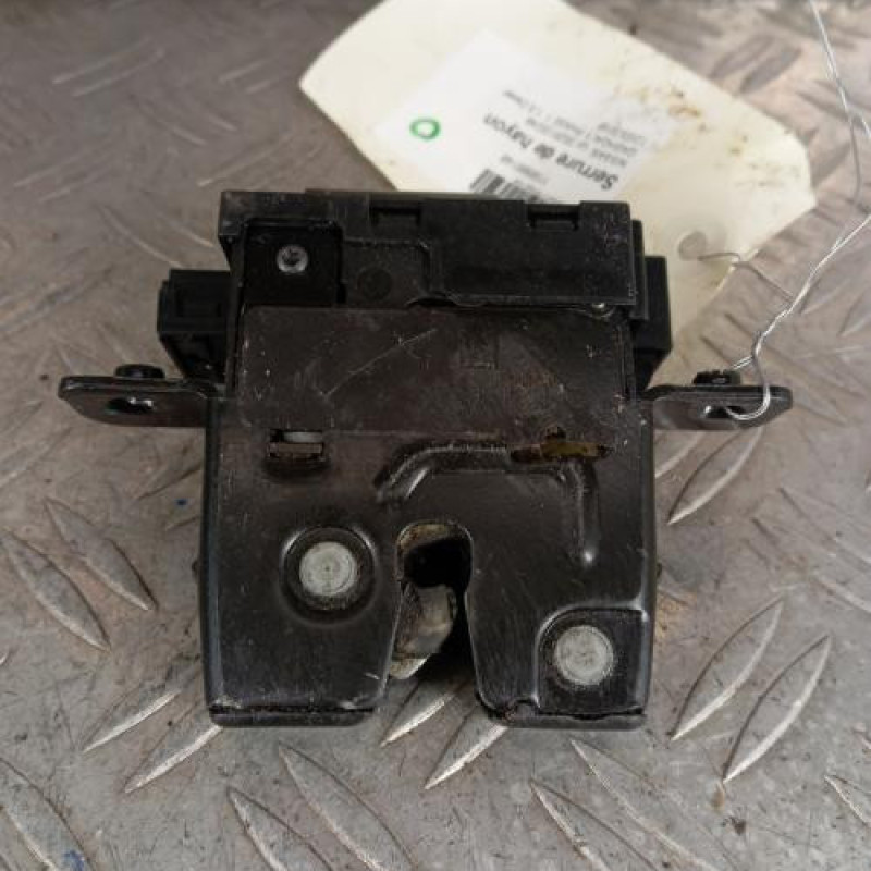 Serrure de hayon NISSAN QASHQAI 1 Serrure de hayon NISSAN QASHQAI 1
