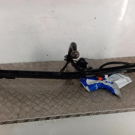 Attelage (boule de remorquage) PEUGEOT 3008 2 Photo n°1