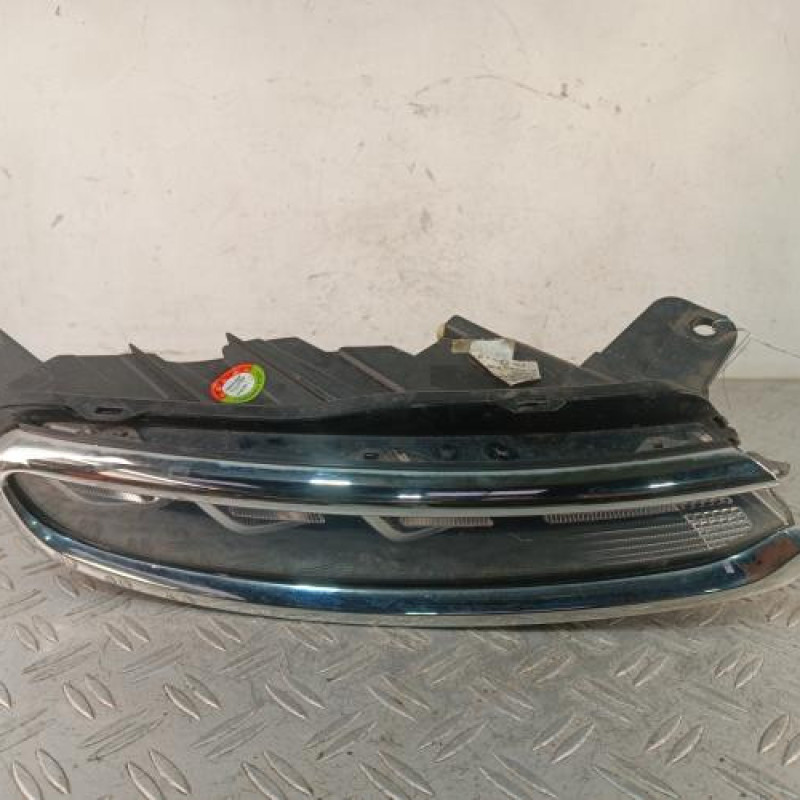 Feu diurne avant droit CITROEN C3 3 SOCIETE