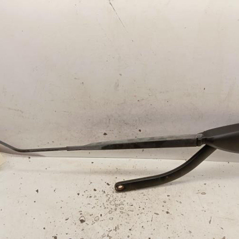 Bras essuie glace avant droit RENAULT SCENIC 2