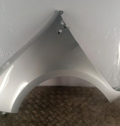 Aile avant gauche RENAULT CLIO 3 Photo n°1