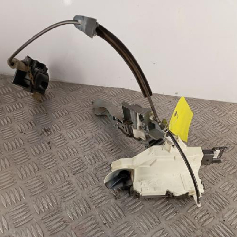 Serrure avant droit CITROEN BERLINGO 2 Serrure avant droit CITROEN BERLINGO 2