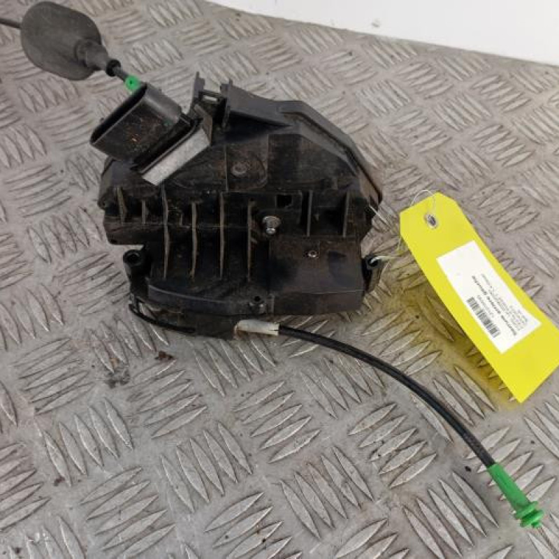 Serrure arriere gauche FORD FIESTA 6