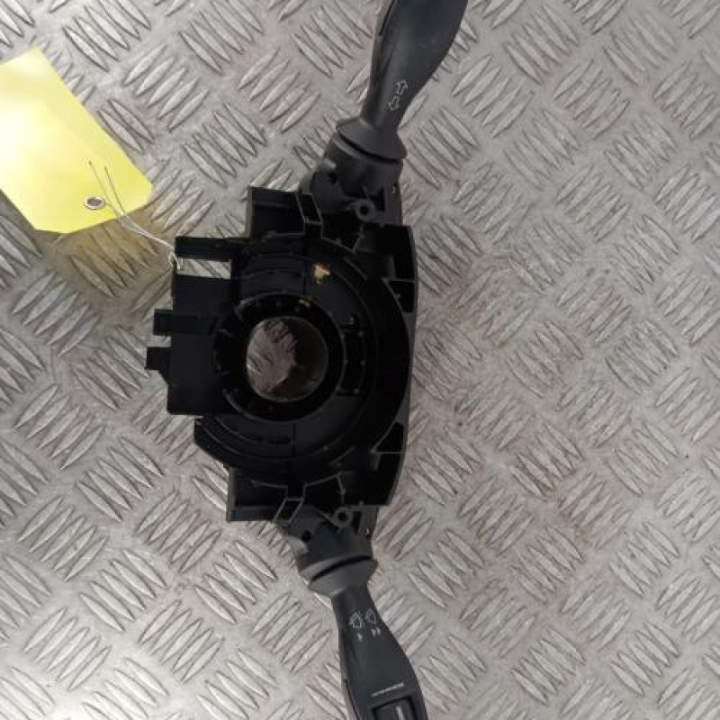 Commodo d'essuie glaces FORD FIESTA 6 Commodo d'essuie glaces FORD FIESTA 6