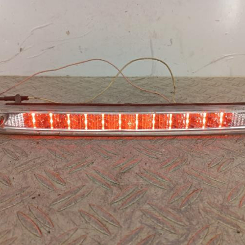 Feu arriere stop central CITROEN C4 GRAND PICASSO 2 Feu arriere stop central CITROEN C4 GRAND PICASSO 2