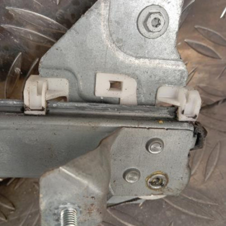 Leve vitre electrique avant gauche DACIA LODGY