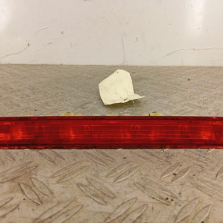 Feu arriere stop central PEUGEOT 207 Photo n°1