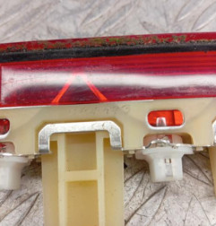 Feu arriere stop central PEUGEOT 207 Photo n°4