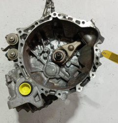 Boite de vitesses TOYOTA YARIS 2 Photo n°1