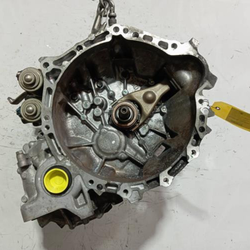 Boite de vitesses TOYOTA YARIS 2