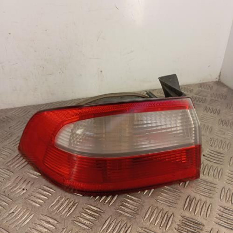 Feu arriere principal gauche (feux) RENAULT LAGUNA 2