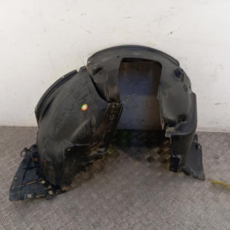 Pare boue avant droit BMW SERIE 1 E87