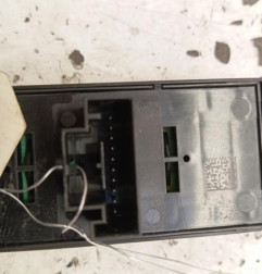 Interrupteur de leve vitre avant gauche VOLKSWAGEN GOLF 7 Photo n°3