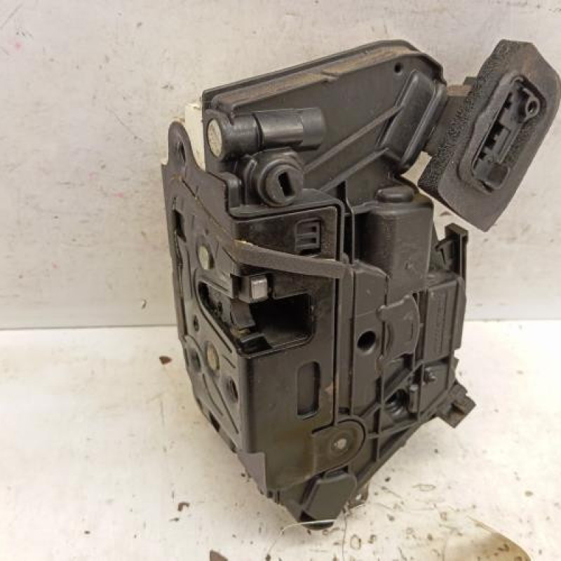 Serrure arriere gauche VOLKSWAGEN GOLF 7 Serrure arriere gauche VOLKSWAGEN GOLF 7