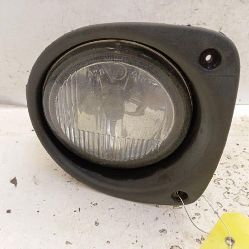 Anti brouillard droit (feux) RENAULT CLIO 2