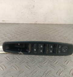Interrupteur de leve vitre avant gauche RENAULT MEGANE 3 Photo n°1