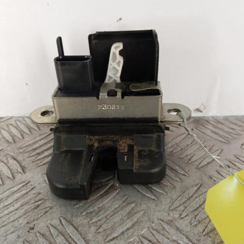 Serrure de hayon VOLKSWAGEN GOLF 6 Serrure de hayon VOLKSWAGEN GOLF 6