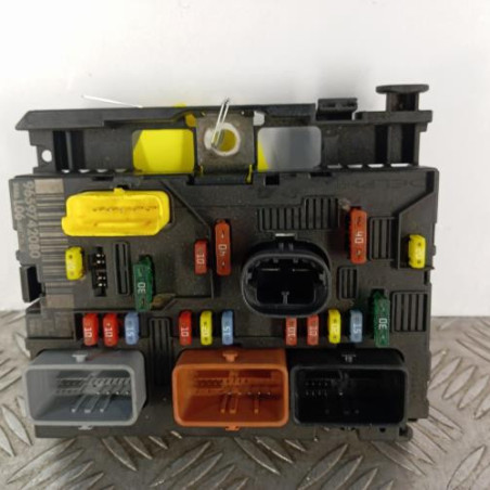 Boitier servitude moteur (BSM) PEUGEOT 307 Photo n°1