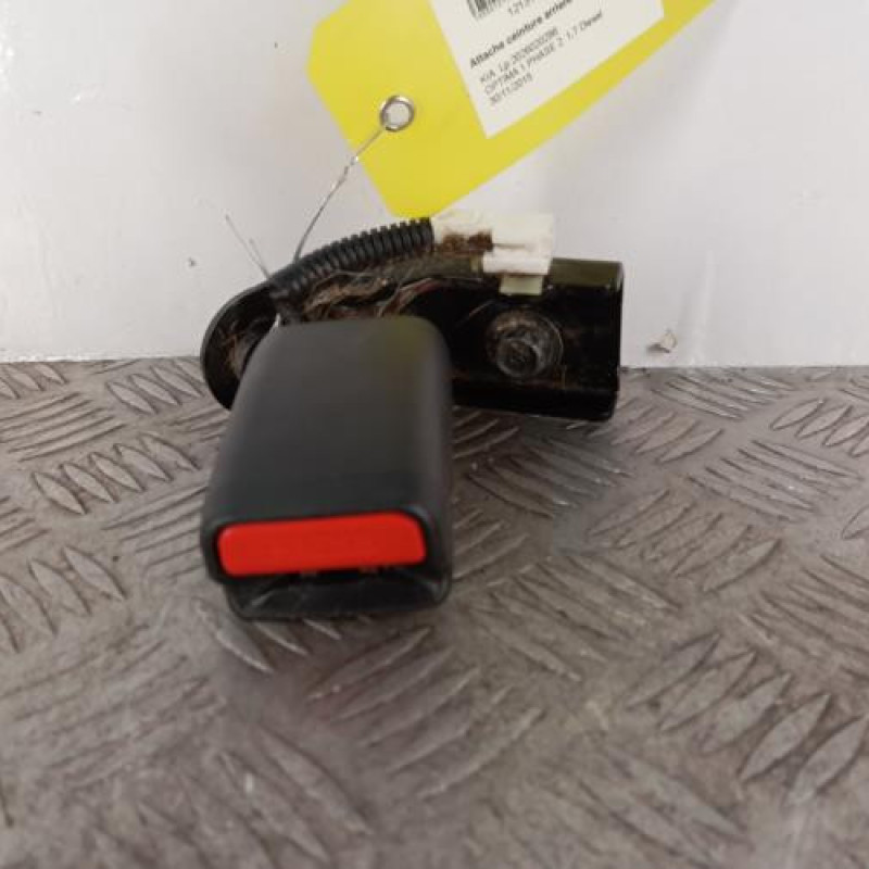 Attache ceinture arriere droit KIA OPTIMA 1