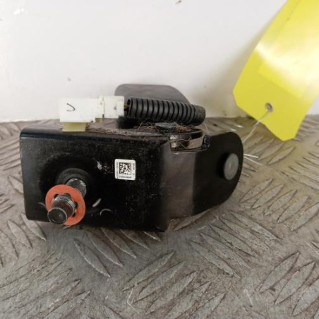 Attache ceinture arriere droit KIA OPTIMA 1