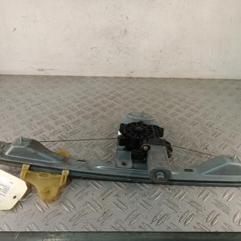 Leve vitre electrique avant droit RENAULT TWINGO 3