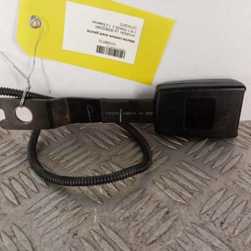 Attache ceinture avant gauche HYUNDAI I 10 1