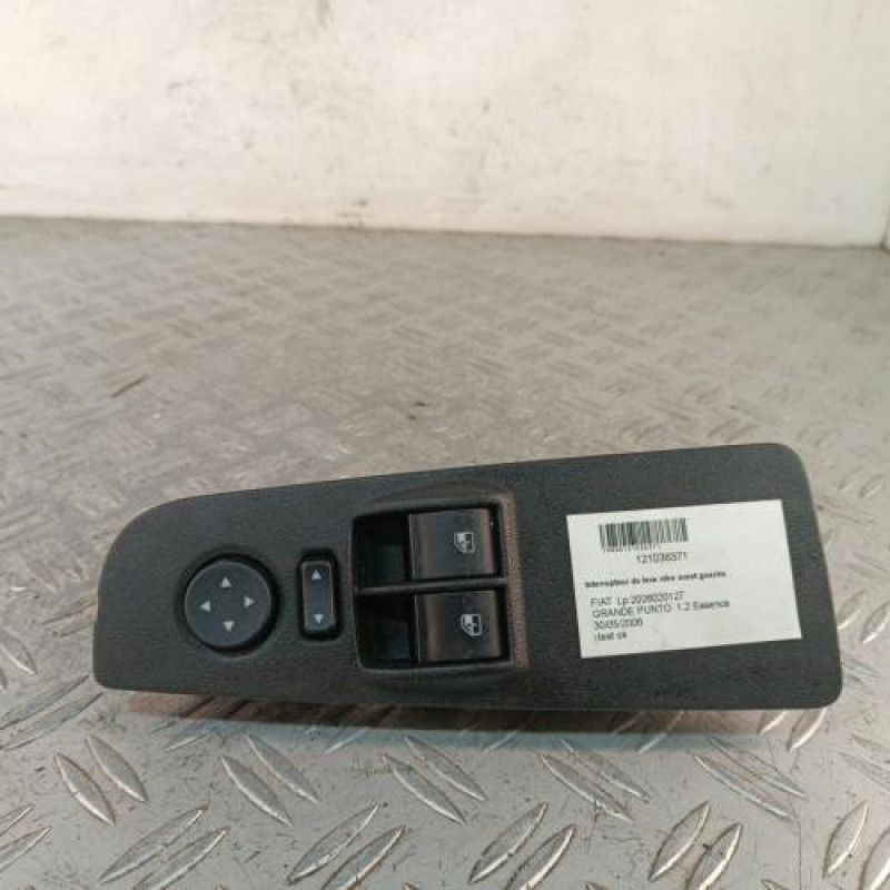 Interrupteur de leve vitre avant gauche FIAT GRANDE PUNTO