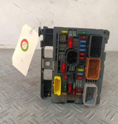 Boitier servitude moteur (BSM) PEUGEOT 5008 1 Photo n°1