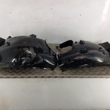 Pare boue avant gauche RENAULT CAPTUR 1 Photo n°1