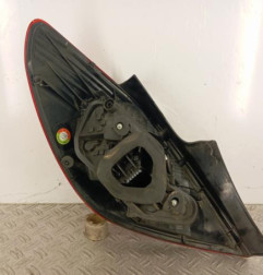 Feu arriere principal droit (feux) OPEL CORSA D Photo n°4