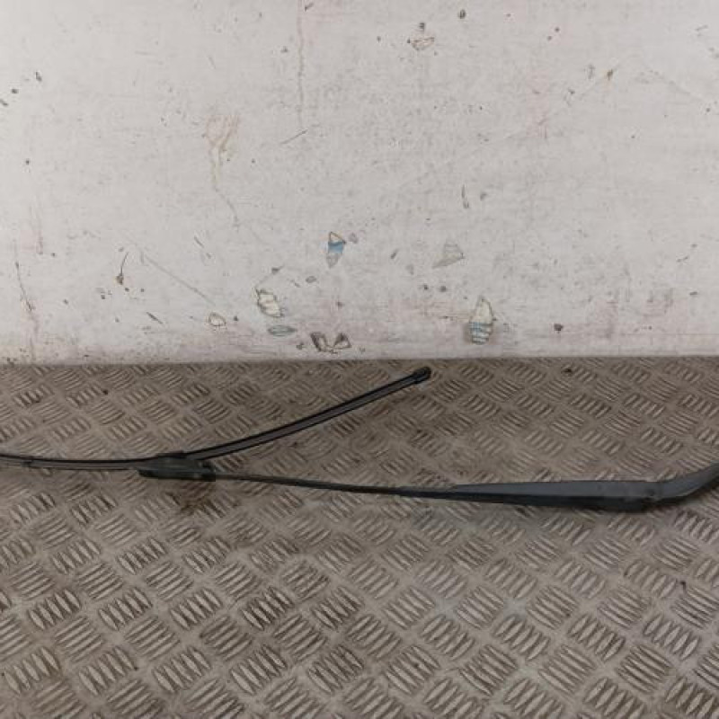 Bras essuie glace avant gauche RENAULT CLIO 3