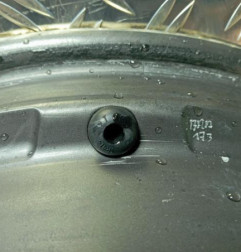 Jante PEUGEOT 308 2 SW Photo n°5